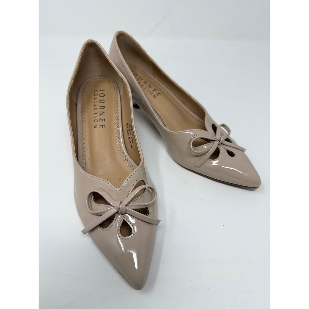 Journee Collection Kitten Heel Pump Womens 6 Nude Good Bow Pointed Toe Patent